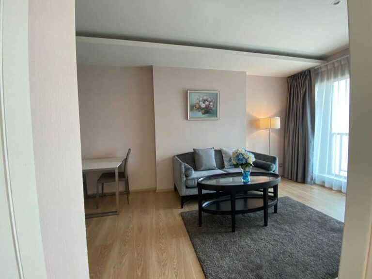 H Sukhumvit 43 Condominium