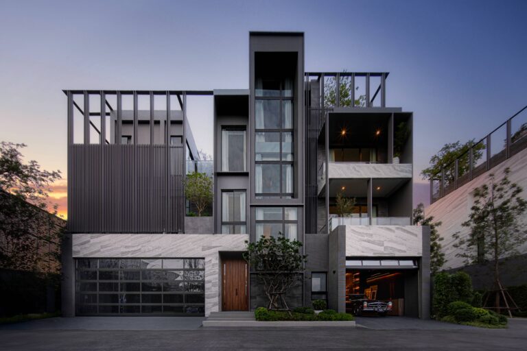 95E1 – Ninety Five East One