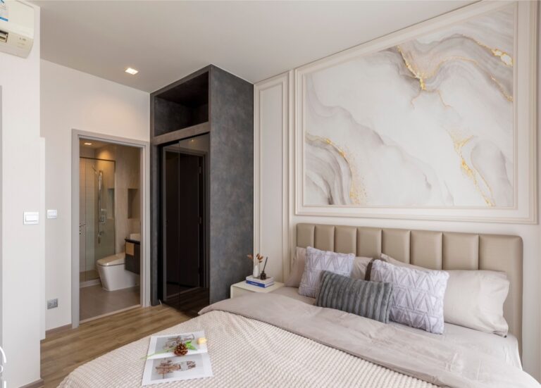 THE LINE Chatuchak – Mo Chit