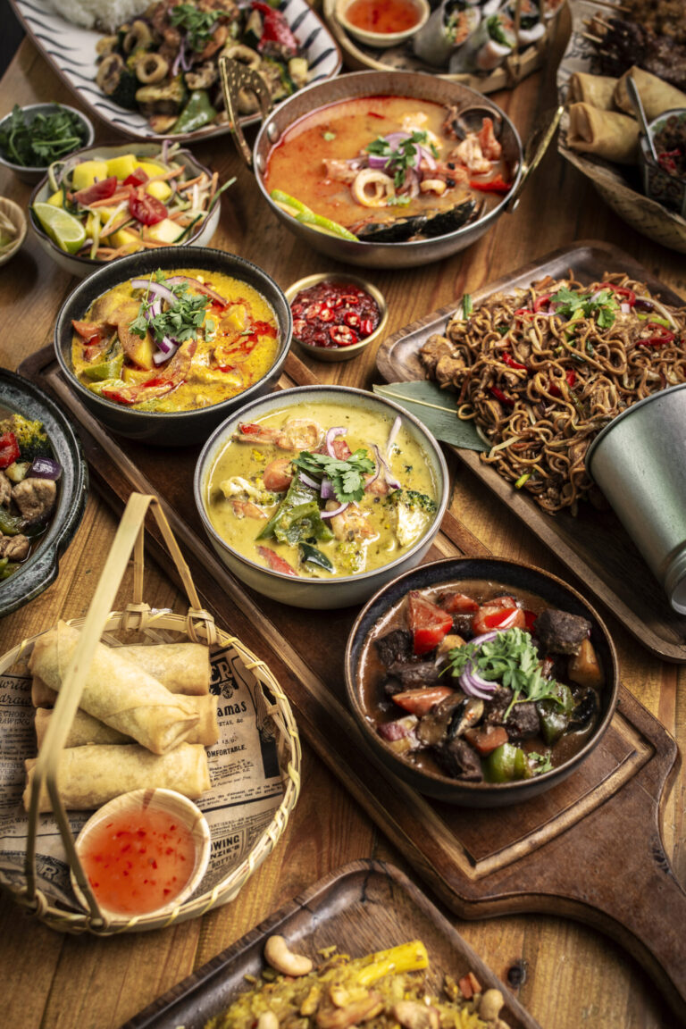 Blog : Eat Like a Local: Top 10 Must-Try Thai Dishes for New Expats in Bangkok