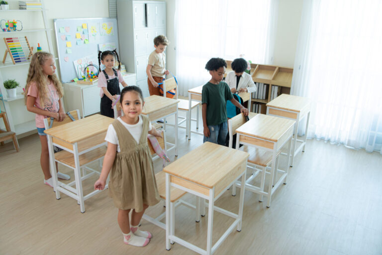 Educational blog: Overcoming Educational Transition Challenges: Strategies for Success Abroad