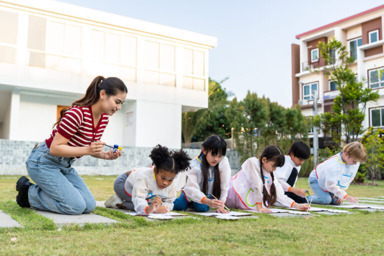 Educational blog: Curriculum Comparison in Thailand