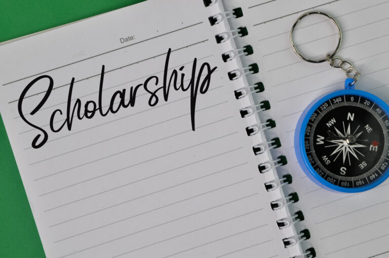 Educational Blog : Unlocking Potential: Exploring Scholarship Opportunities for Expats in Thailand